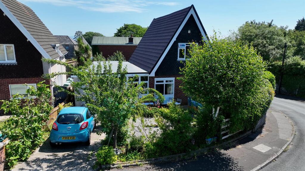 Sequence 01.00_13_50_03.Still016.jpg