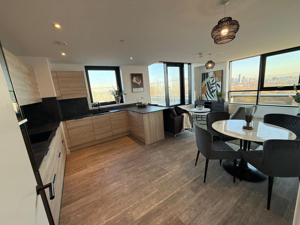 1504 Kitchen 2