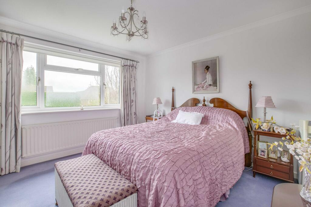 4 Gables Close, SL9 0PR (LOW RES)-8
