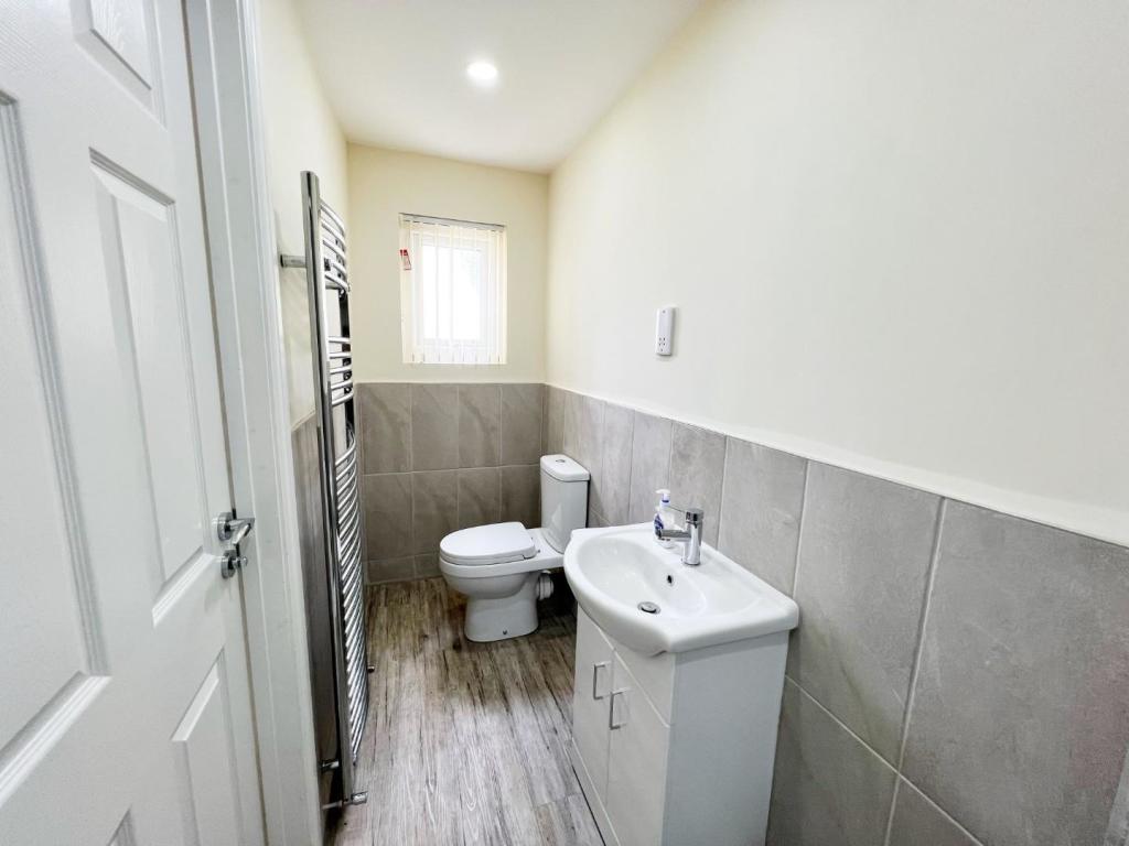 En Suite 2.jpg