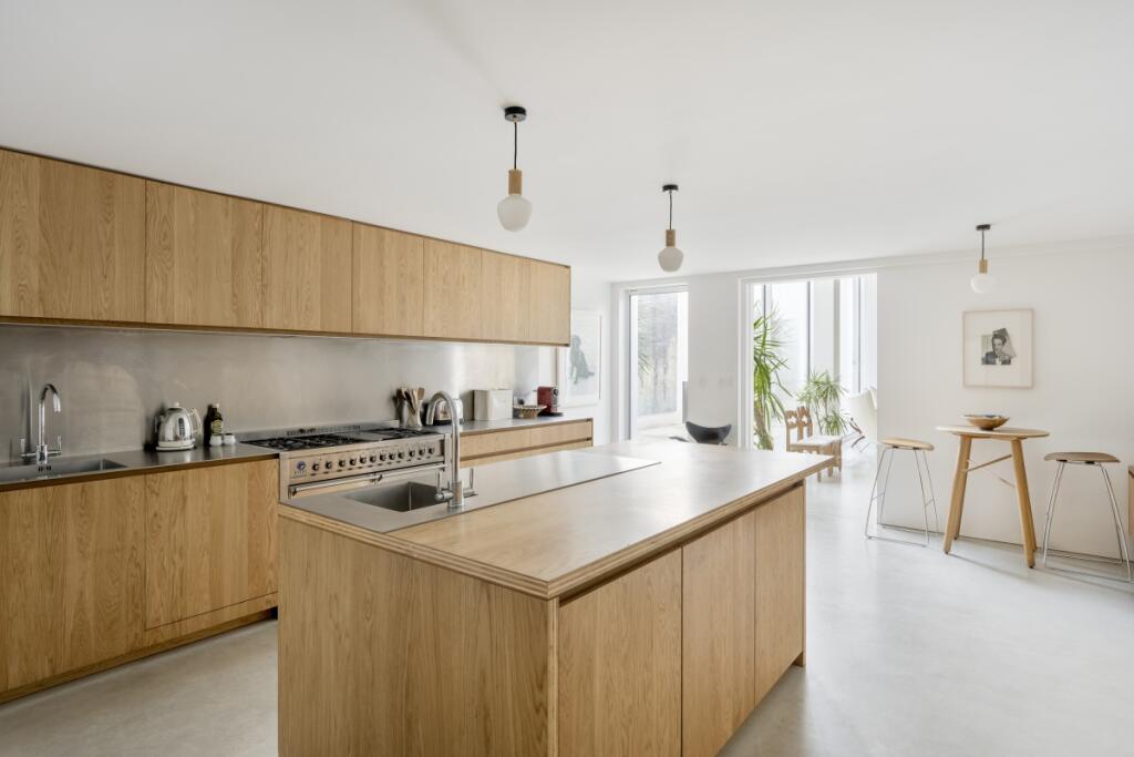 Kitchen 2