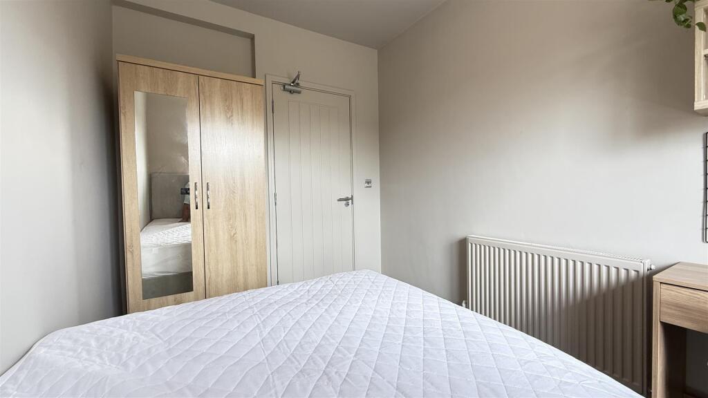 Room 4