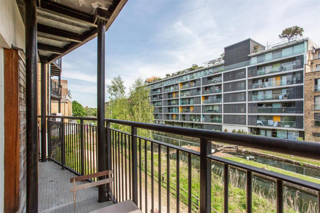 Balcony towards Johnson Lock