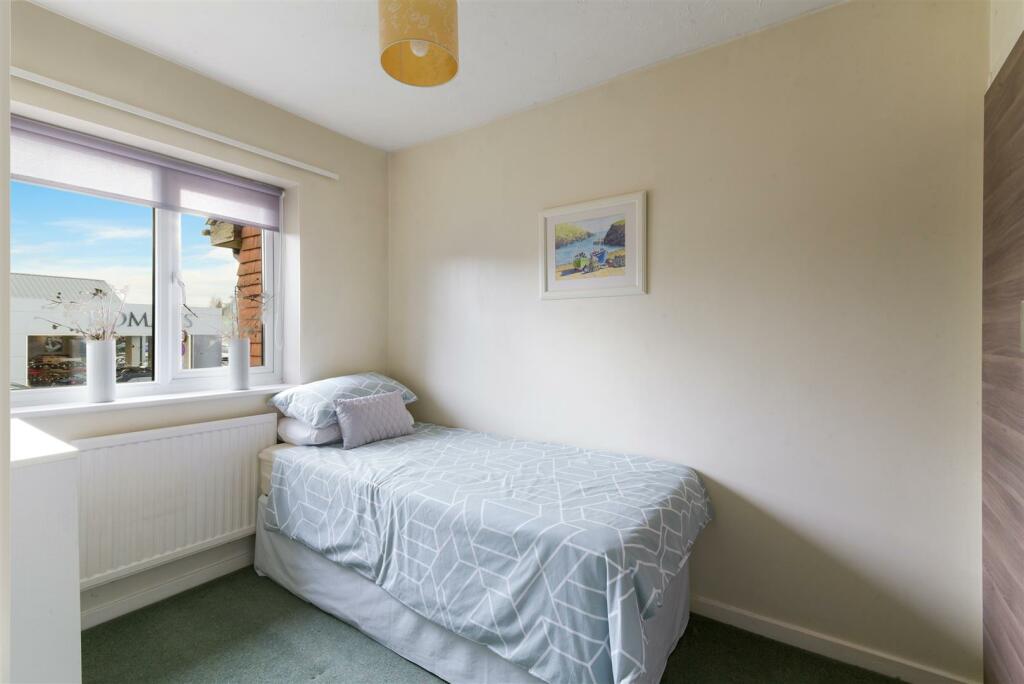 DOUGLAS MEWS,3 - (7).jpg