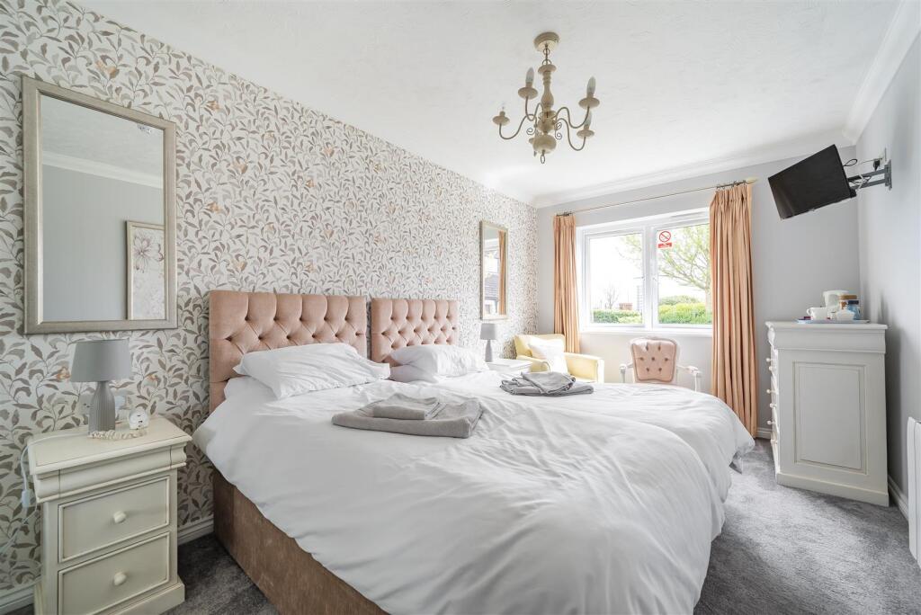 Owners Guest Suite.jpg