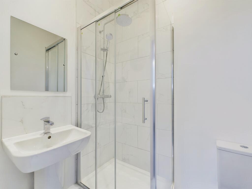 CAM01909G0-PR0274-STILL001