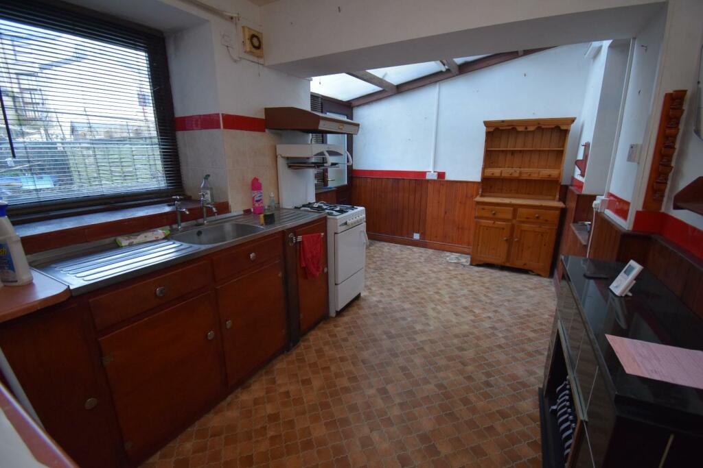 Kitchen Breakfast Room.JPG