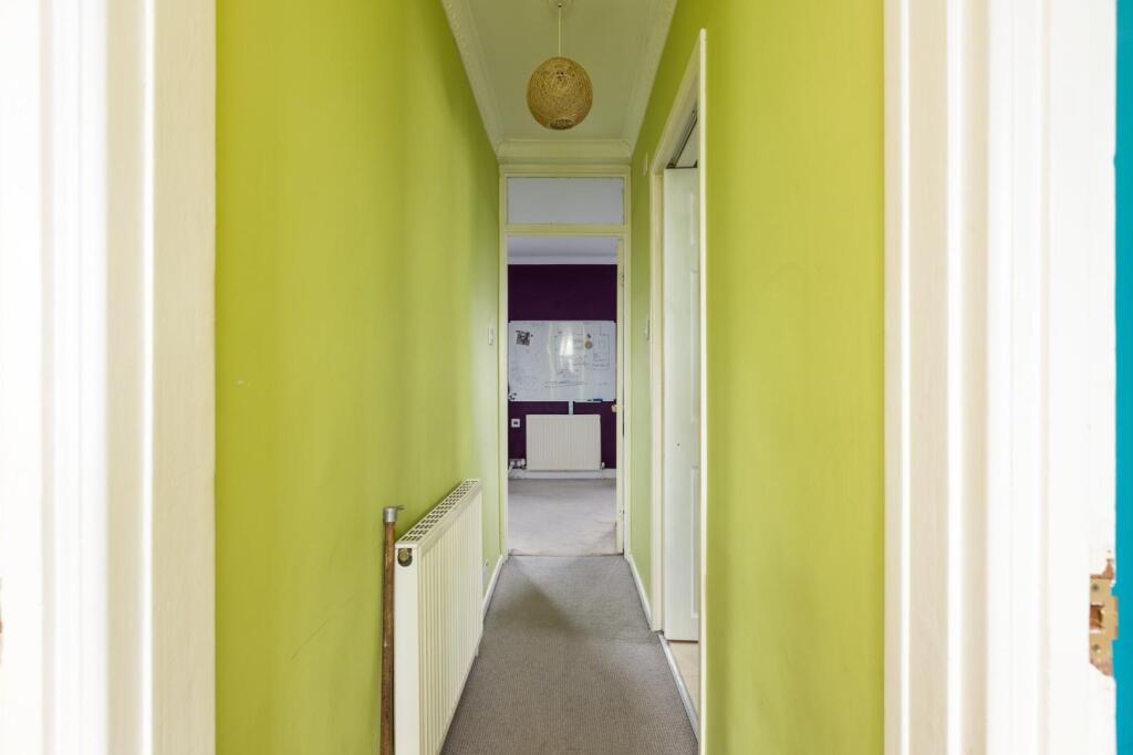 15 Guernsey Avenue, BS4-10.jpg