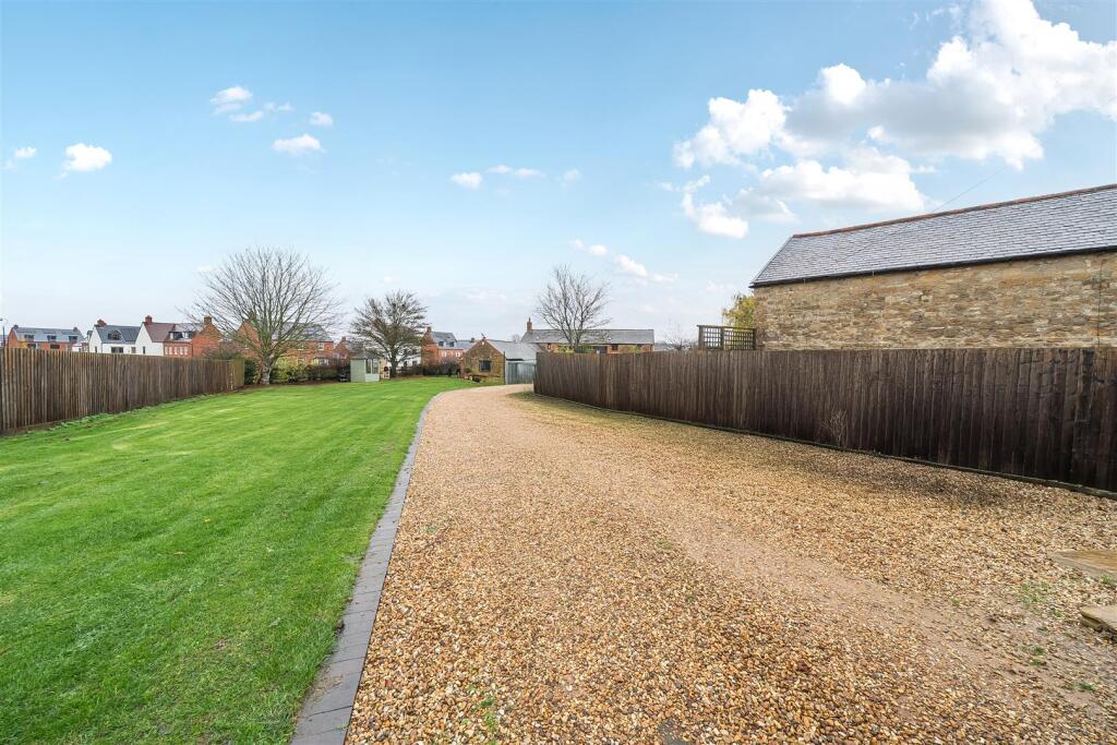 The Granary, Wood Burcote (22).jpg