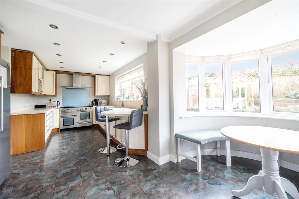 50 Belle Baulk, Towcester (19).JPG