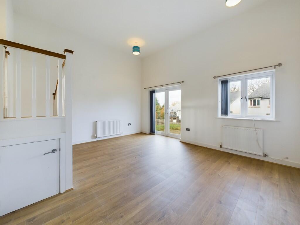 CAM03974G0-PR0079...