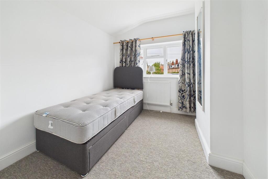 6 Osborne Villas, Kingsdown, Bristol BS2 8BP | Fre