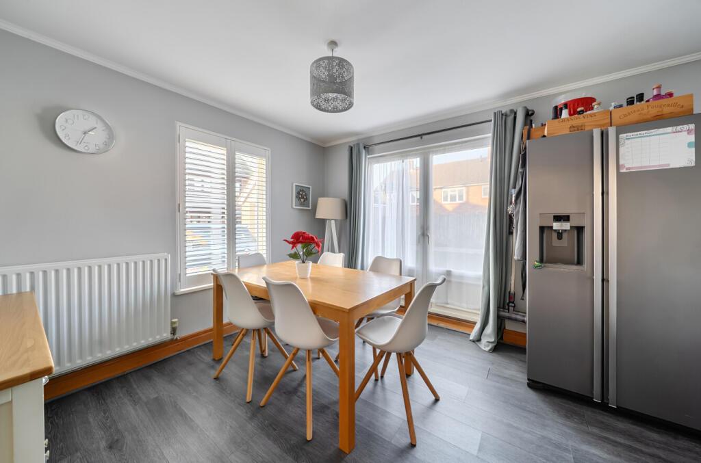 1387965-15-693acd...