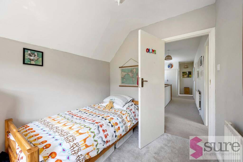 Dean Court Road_9...