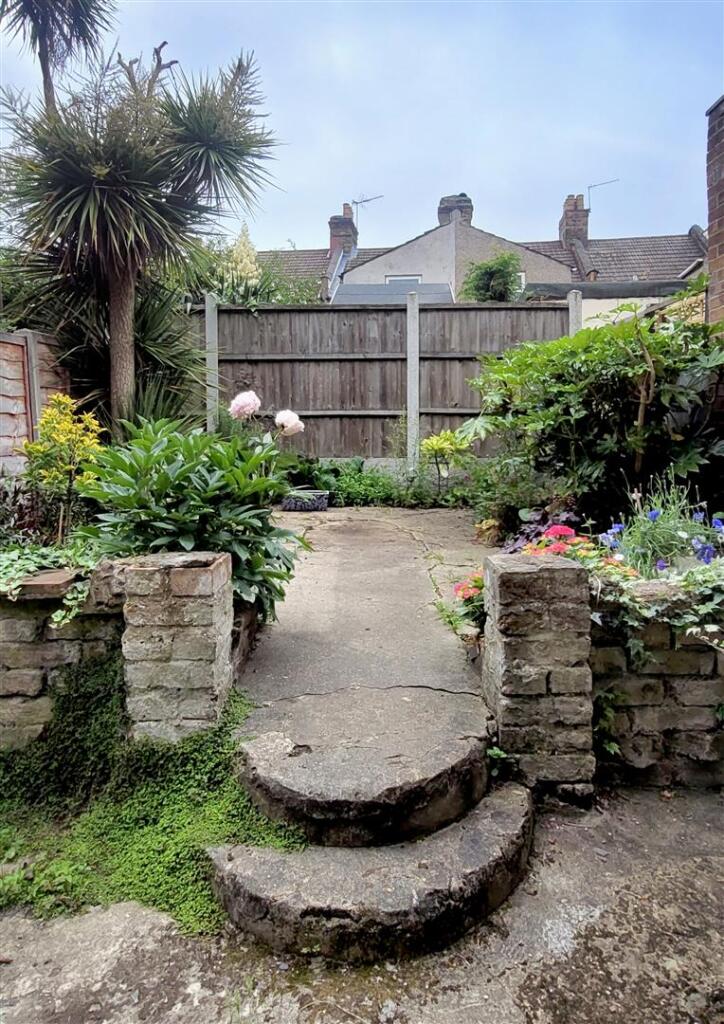 Borwick Avenue E17