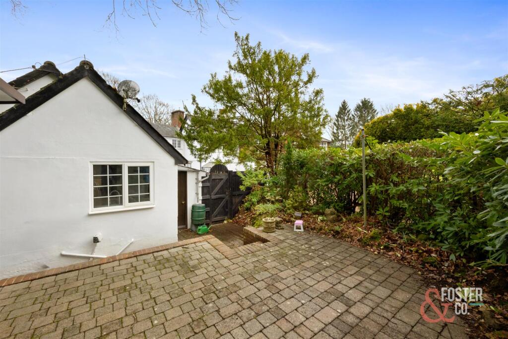 Cuckfield Lane, Stable Cottage-022.jpg