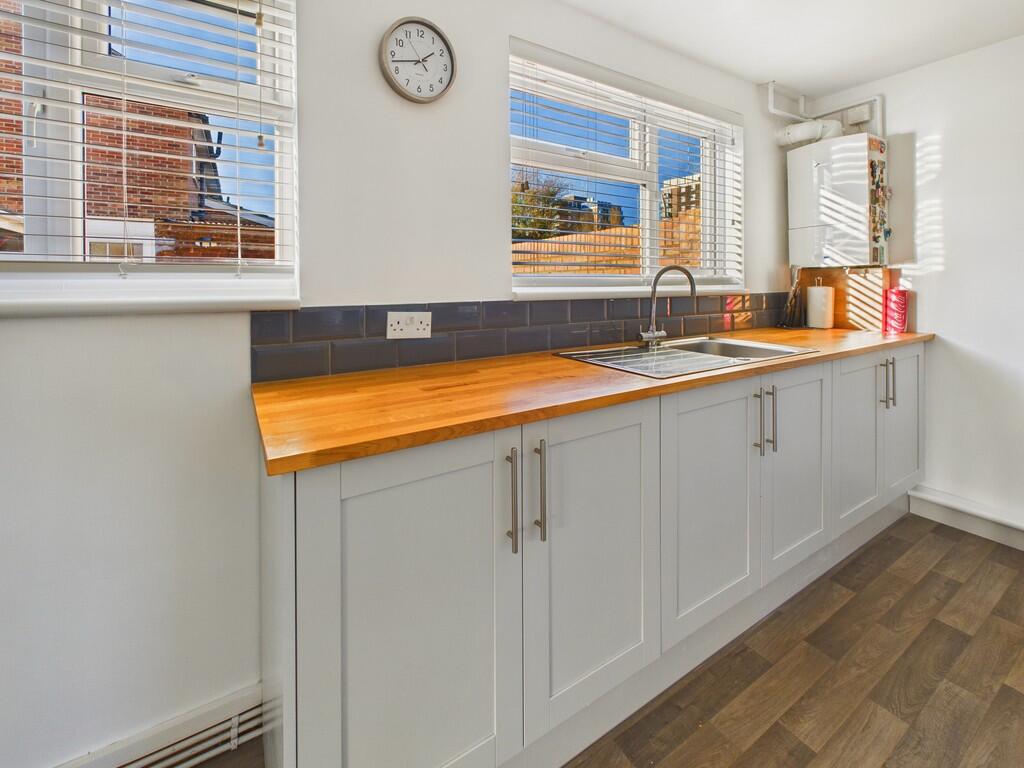 CAM05068G0-PR0062...