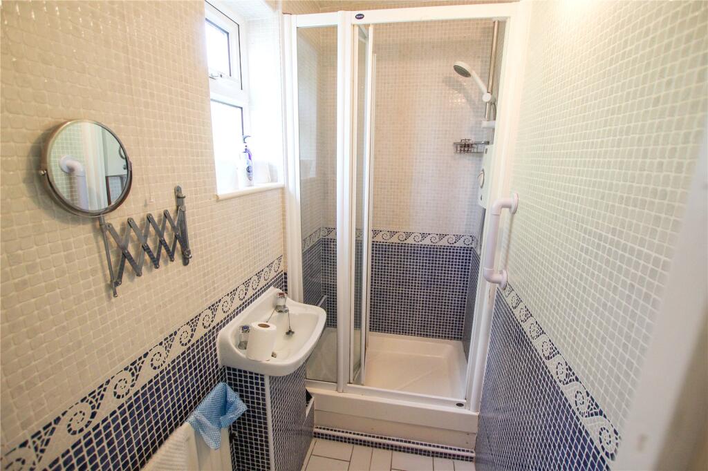 Shower Room.