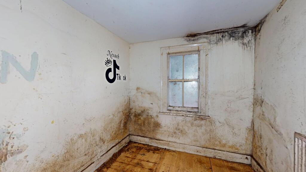 Flat A, 15 Stanlake Villas, Shepherds Bush, London, W12 7EX