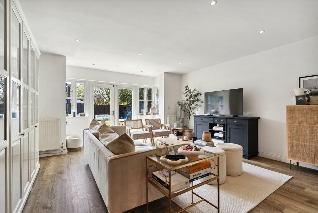 living room.jpeg