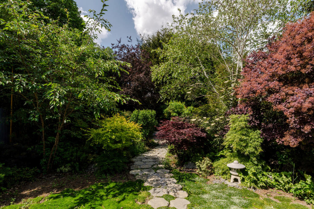 287867 - 13 Purley Avenue-19.jpg