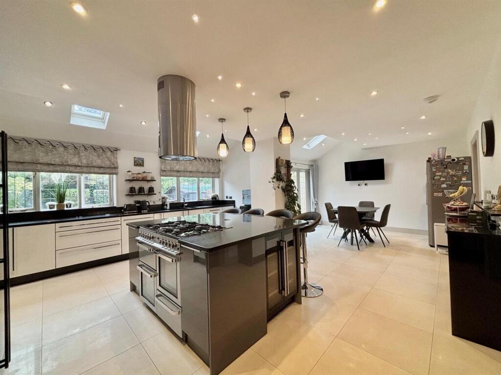 WhatsApp Image 2025-09-11 at 12.16.29_c95a63ea.jpg