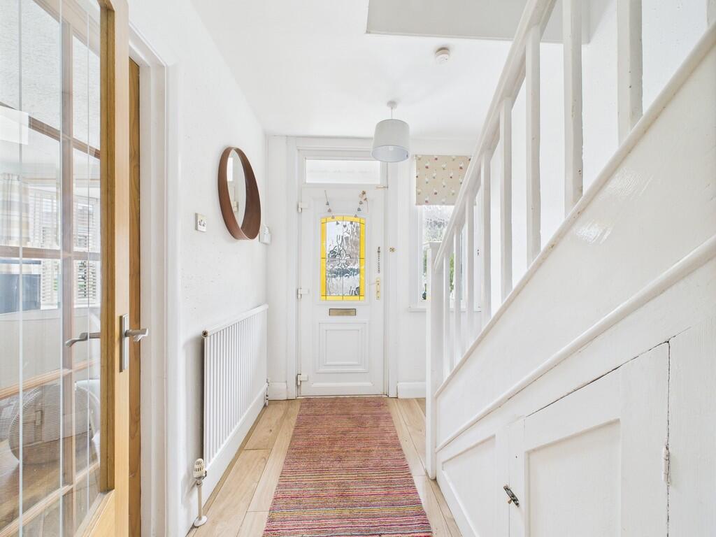 CAM02089G0-PR0546...