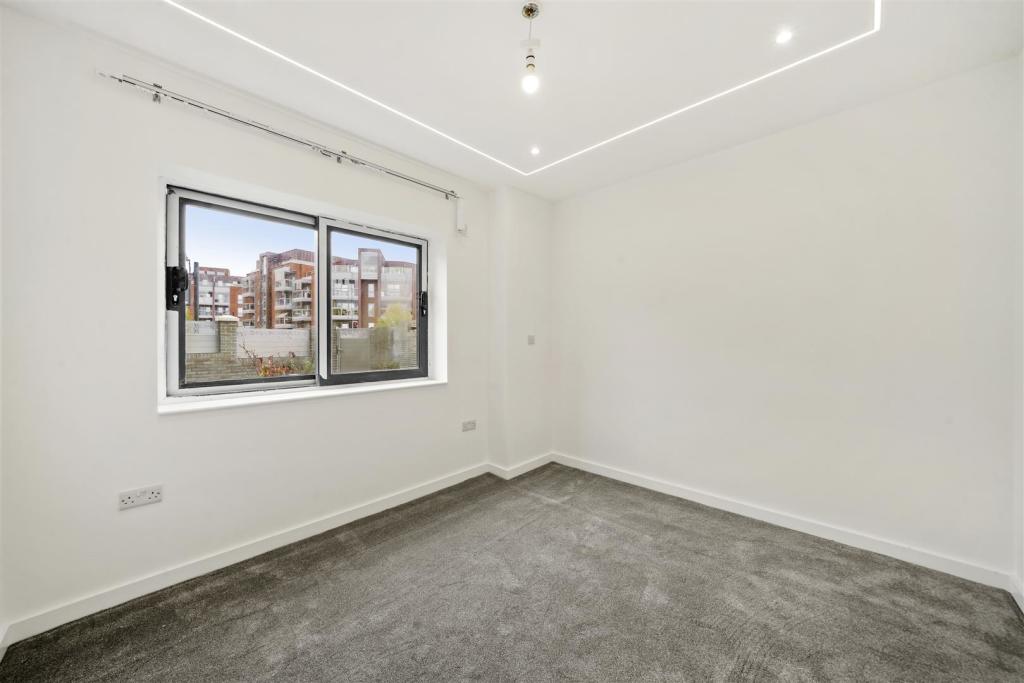 Flat 1, 348 Dollis Hill Lane  - t5ZhYMDYXS7KkydLUx