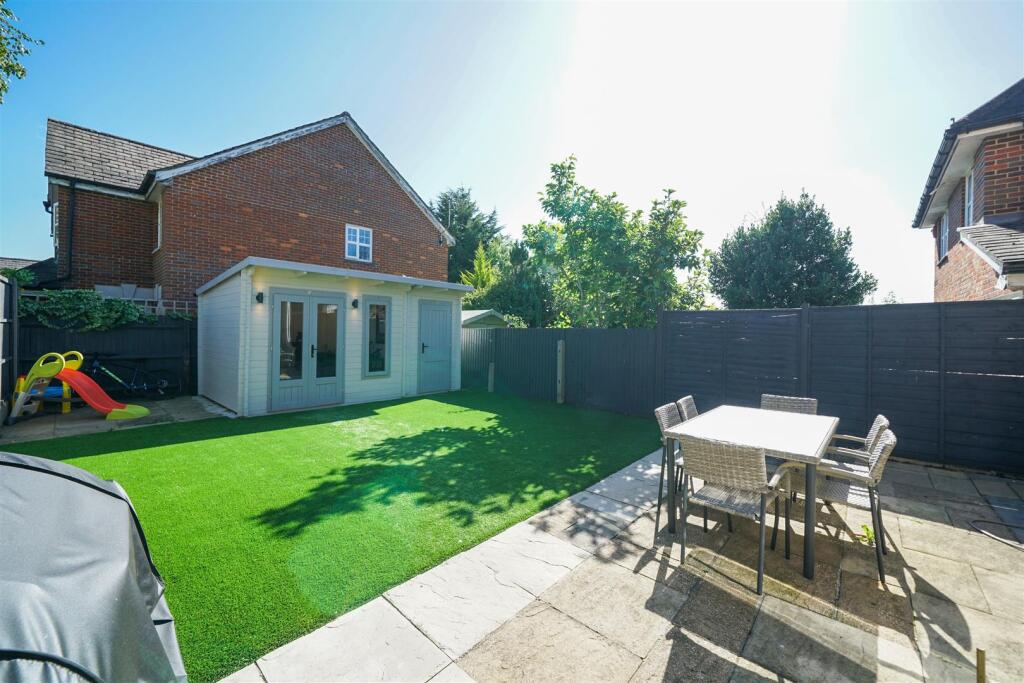 39 Fielders Way, Shenley - 99mXnJ76gnZy3WrtZ5aH.jp