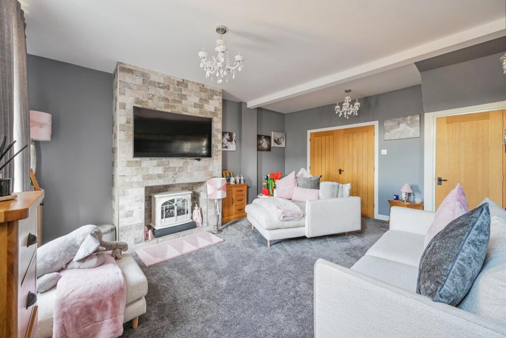 Lounge: