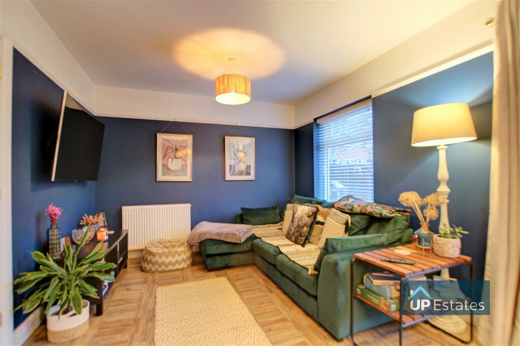 IMG_0752_3_4_Fusion-Interior.jpg