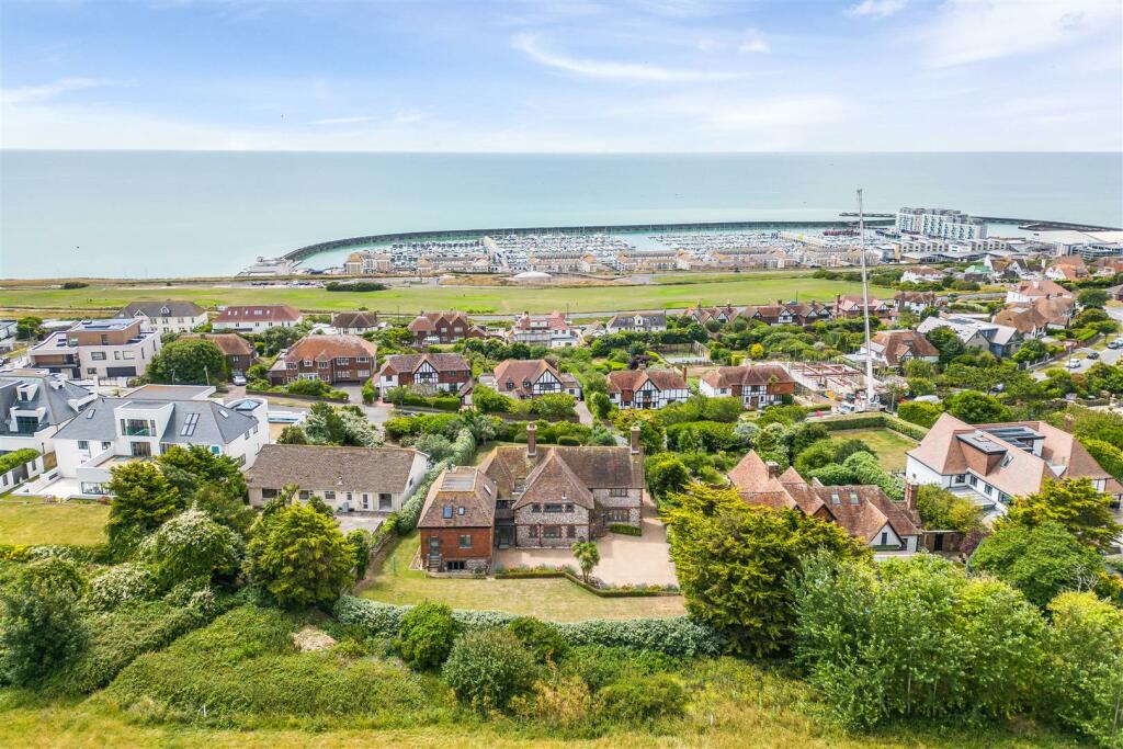 19, Roedean Crescent 320828  (103).jpg