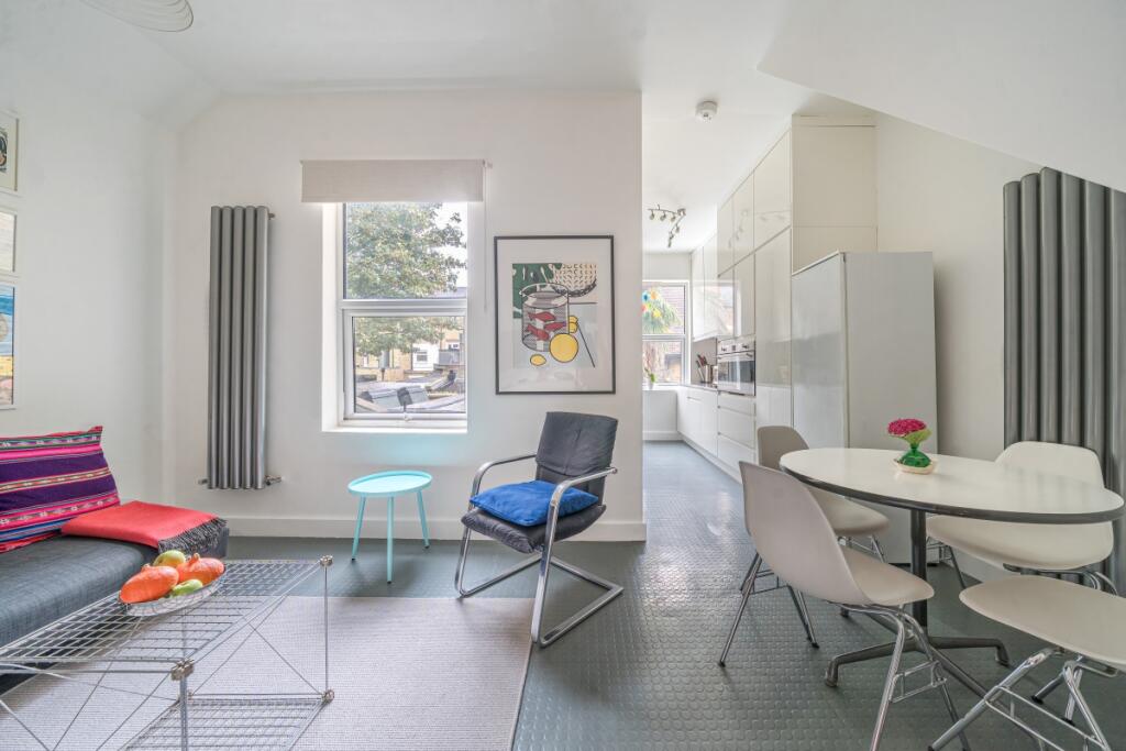 1359907-11-68de93...