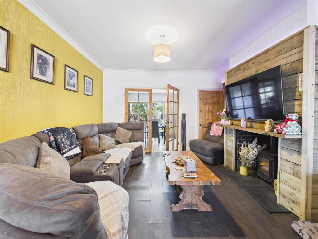 Lounge:
