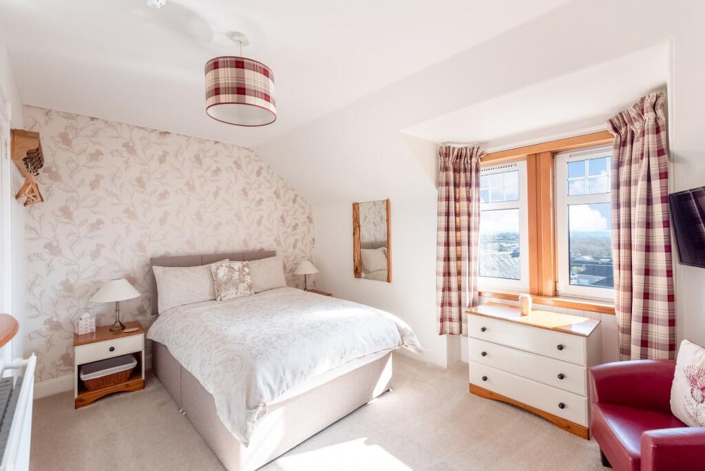 Upper Bed