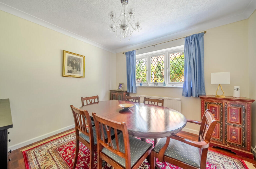 1296159-19-682cb3...