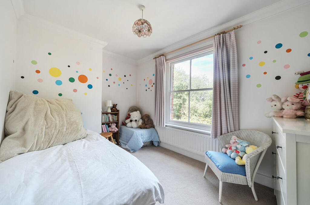 1340384-24-689dc7...