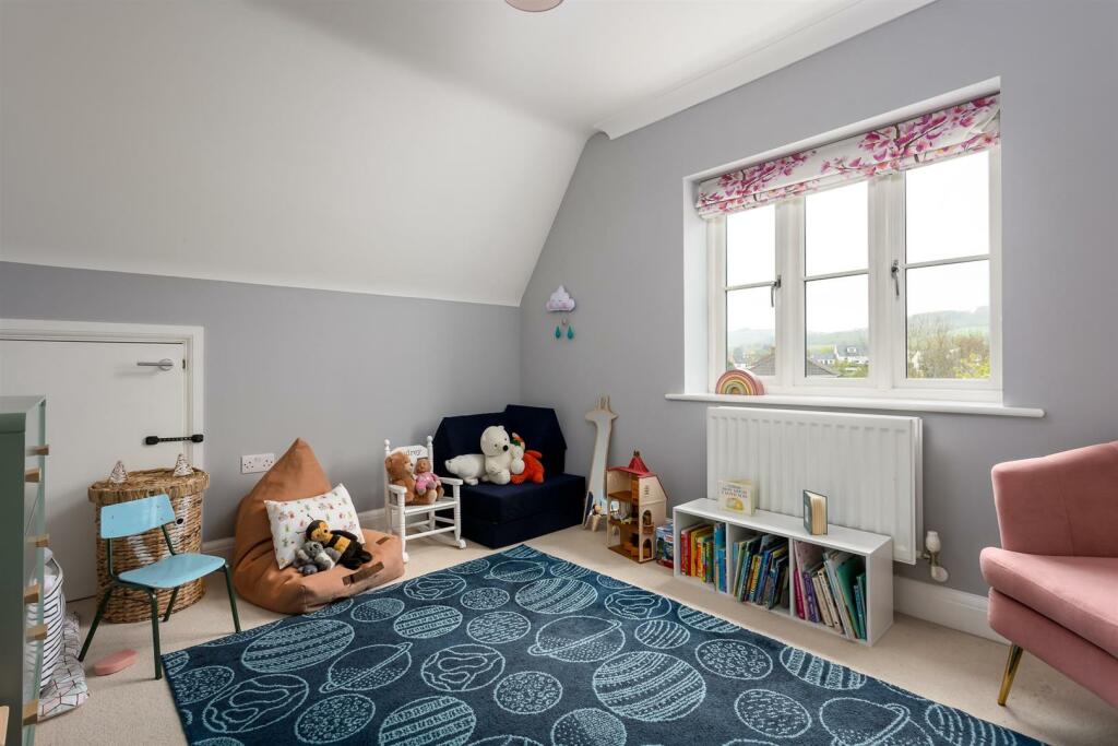 27 - 9 Gabell Road - GL53 9FA - Web.jpg