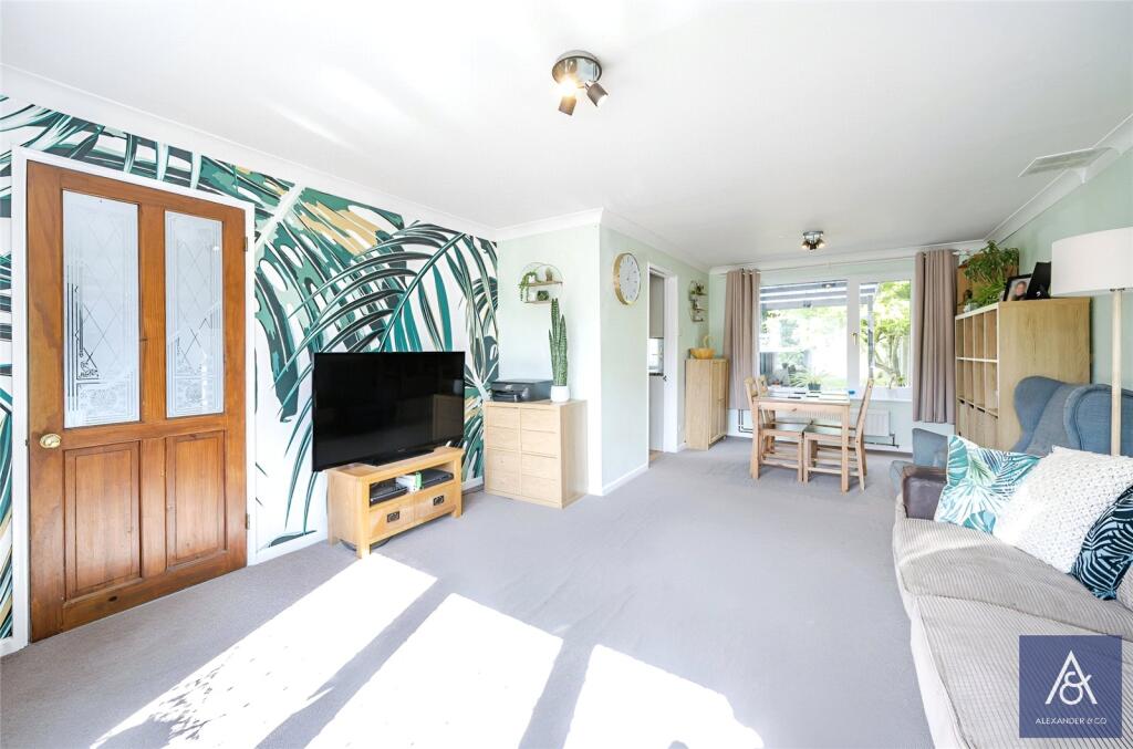 Living/Dining Room