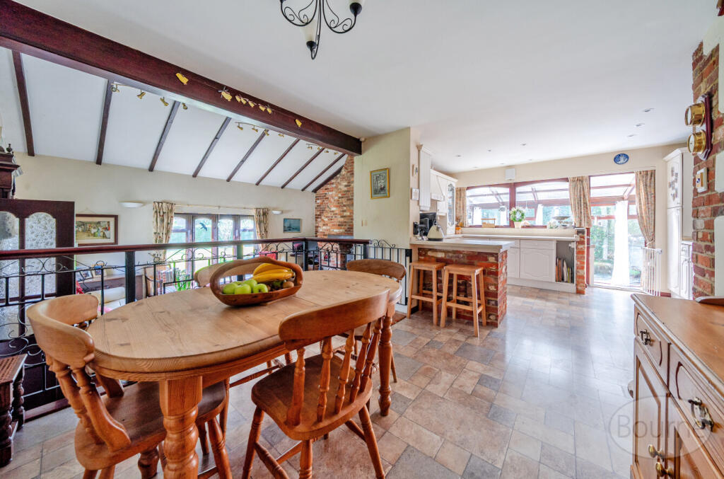 496ac207-09d7-4d9...