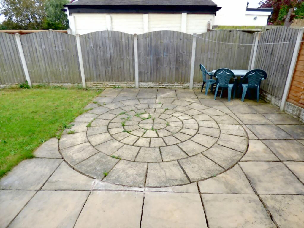 Outside - Rear
