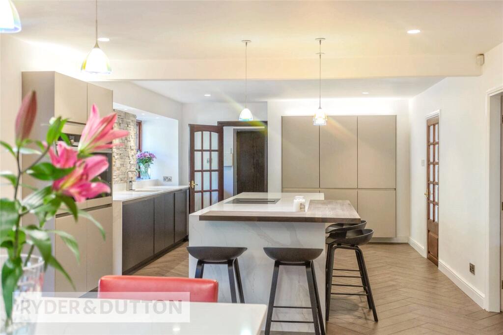 Ample Fitted Storage