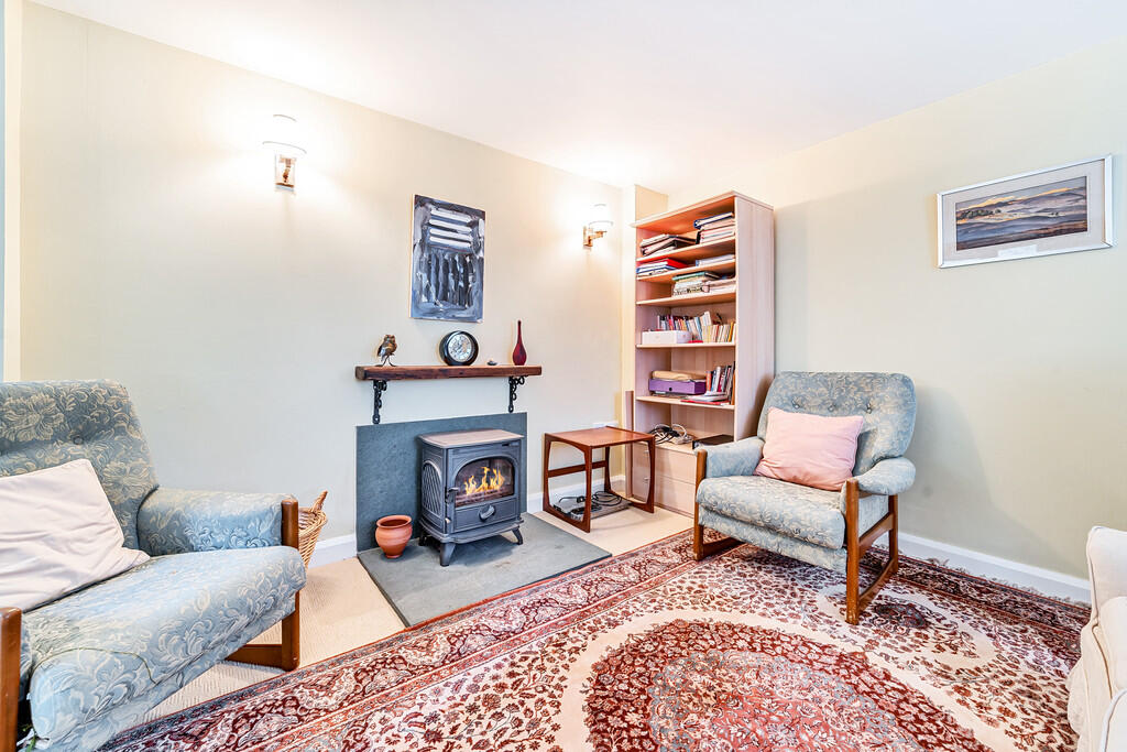 Studio Cottage Li...