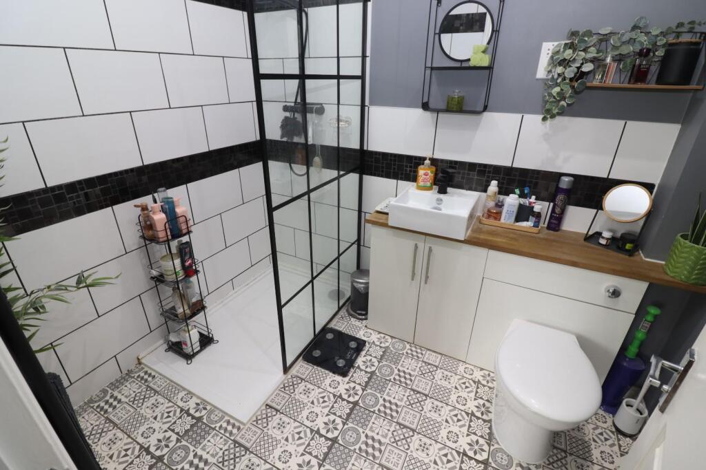 En-suite Shower Room