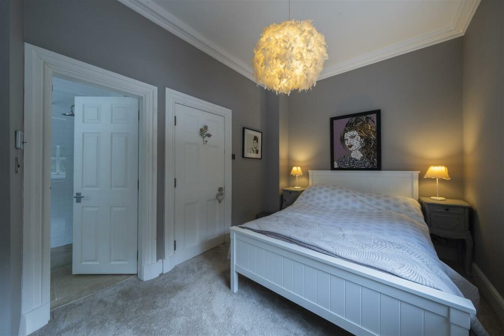 2 Riddings House-030.JPG