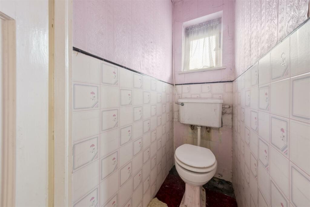 WC.JPG