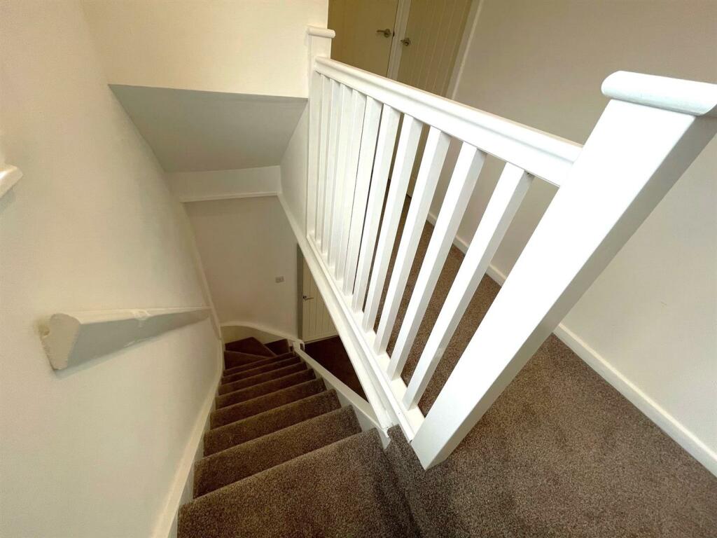 e1.jpg