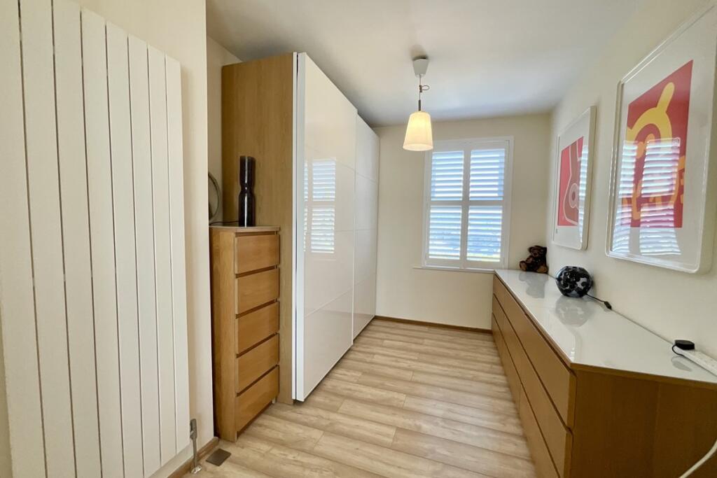 bedrooms 1 &amp; 2