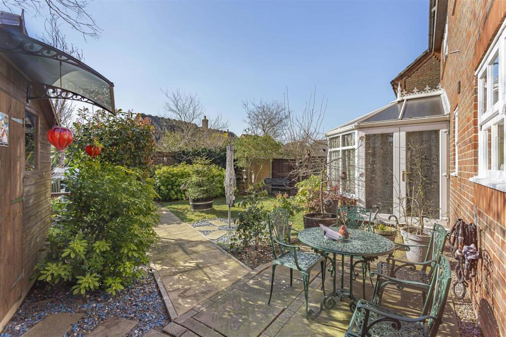 Wickets Patio Area 2.jpg