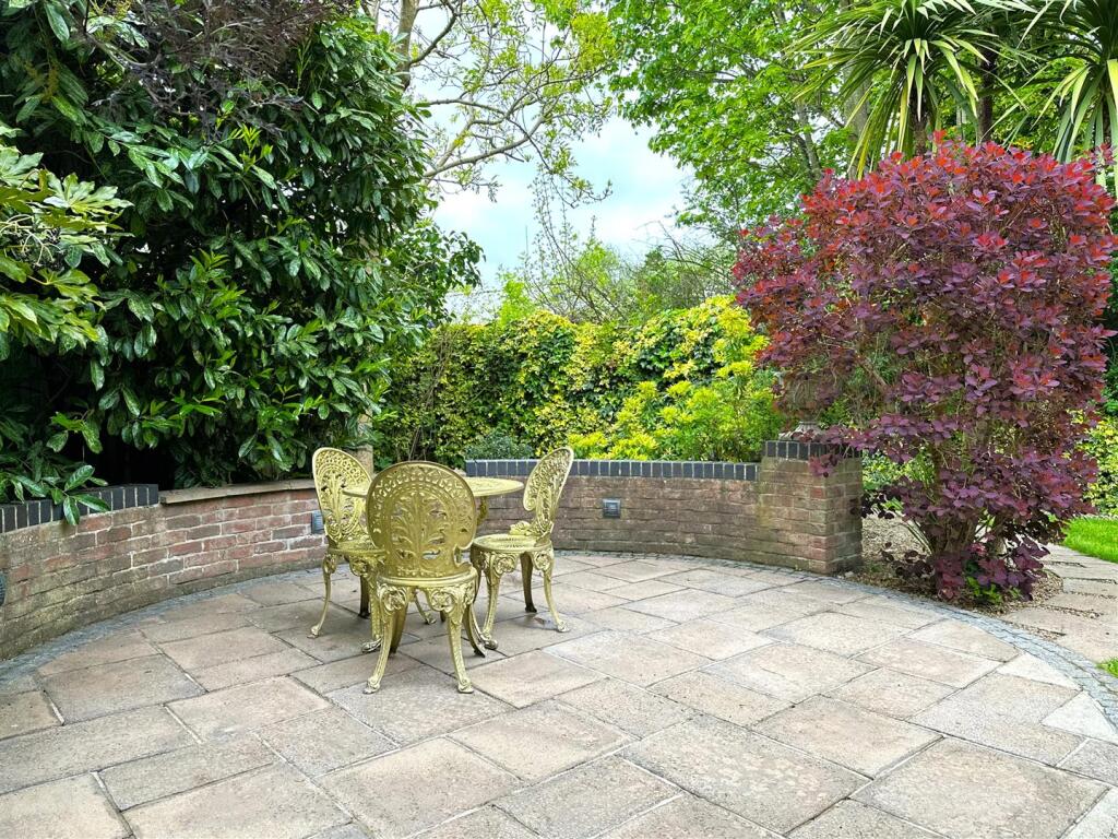 Secluded Paved Seating Area 334